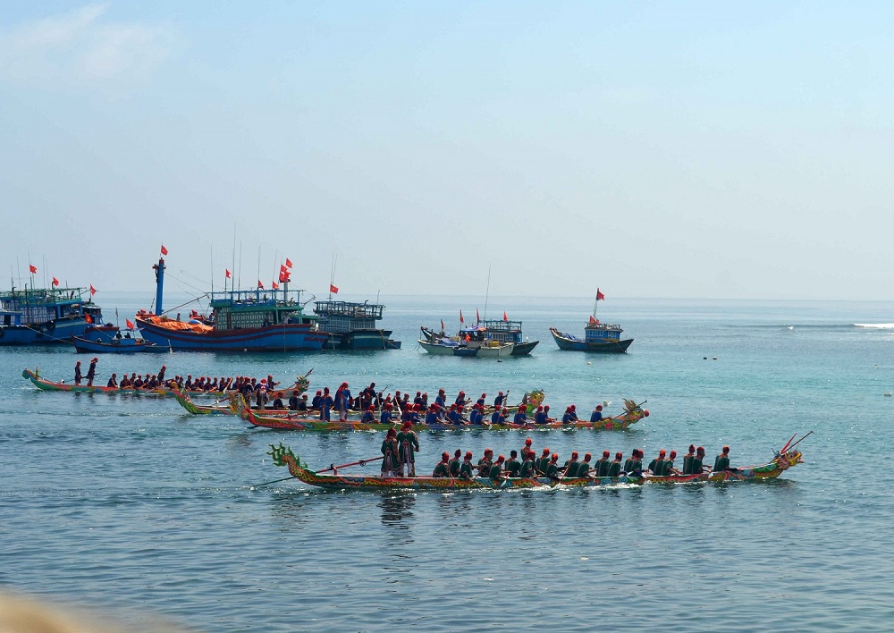 Gioi-thieu-le-hoi-dua-thuyen-Phu-Quoc-Du-lich-Phu-Quoc-Hatienvegasanh-suu-tam.jpg