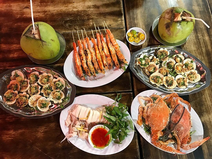 Kinh-nghiem-an-uong-tai-dao-Dua-Du-lich-Phu-Quoc-Hatienvegasanh-suu-tam.jpg