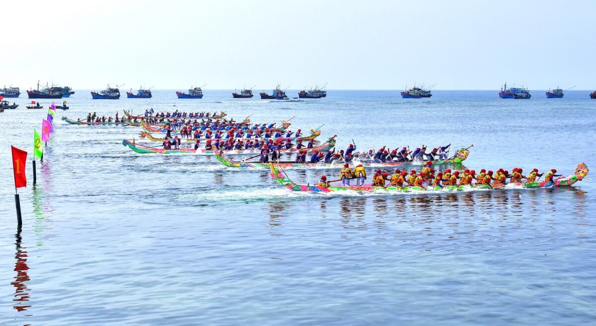 Quy-tu-cac-doi-dua-thuyen-chat-luong-Du-lich-Phu-Quoc-Hatienvegasanh-suu-tam.jpg