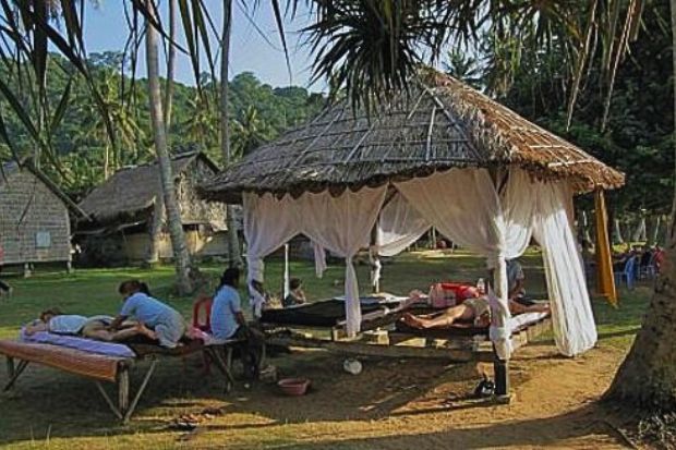 Trai-nghiem-massage-thu-gian-tai-dao-Koh-Tonsay-Du-lich-Kampot-Hatienvegas-anh-suu-tam.jpg