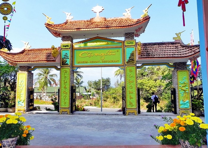 Tu-hao-ve-dat-nuoc-Viet-Nam-va-con-nguoi-Phu-Quoc-Du-lich-Phu-Quoc-Hatienvegasanh-suu-tam.jpg
