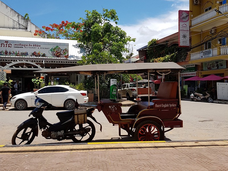 1.-Dao-quanh-pho-co-Kampot-Du-lich-Campuchia-Hatienvegasanh-suu-tam.jpg
