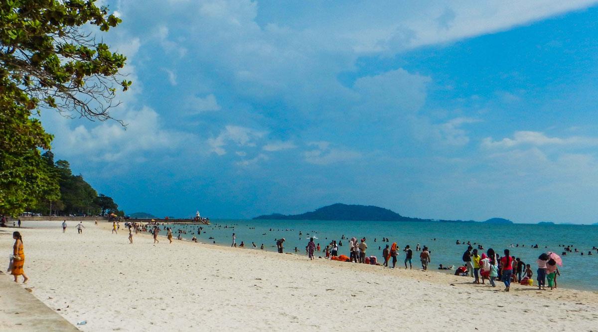 1.-Tam-bien-va-thu-gian-tren-Kep-Beach-Du-lich-Campuchia-Hatienvegasanh-suu-tam.jpg
