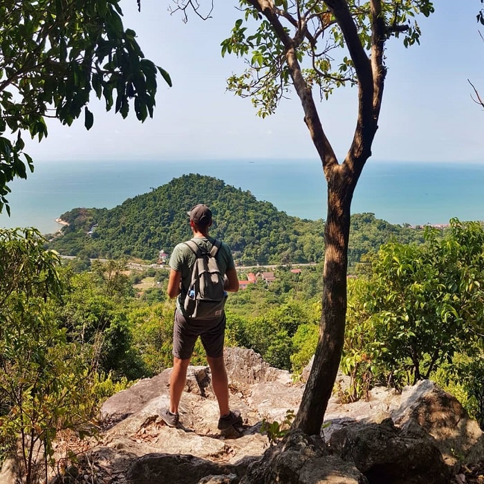 4.-Trekking-trong-Vuon-quoc-gia-Kep-Du-lich-Campuchia-Hatienvegasanh-suu-tam.jpg
