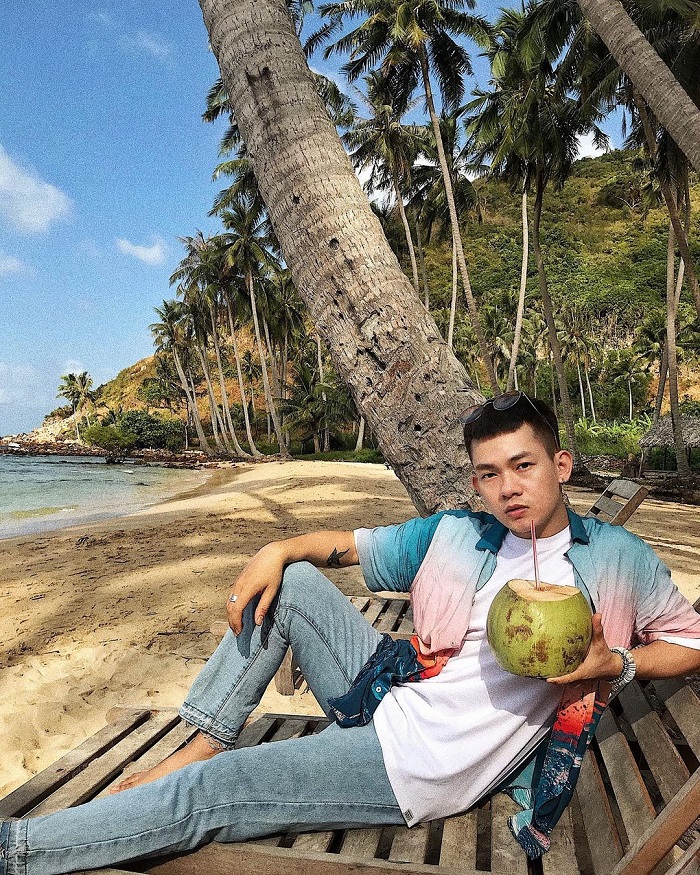 Thuong-thuc-dac-san-dua-tuoi-Du-lich-Nam-Du-Hatienvegasanh-suu-tam.jpg
