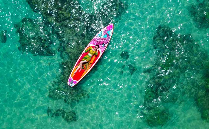 Trai-nghiem-choi-dua-voi-20-loai-phao-SUP-khac-nhau-Du-lich-Phu-Quoc-Hatienvegasanh-suu-tam.jpg
