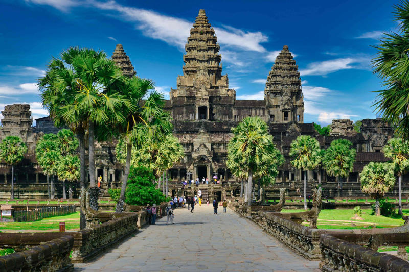 Tham-quan-den-co-Angkor-Wat-Du-lich-Campuchia-Hatienvegasanh-suu-tam.jpg