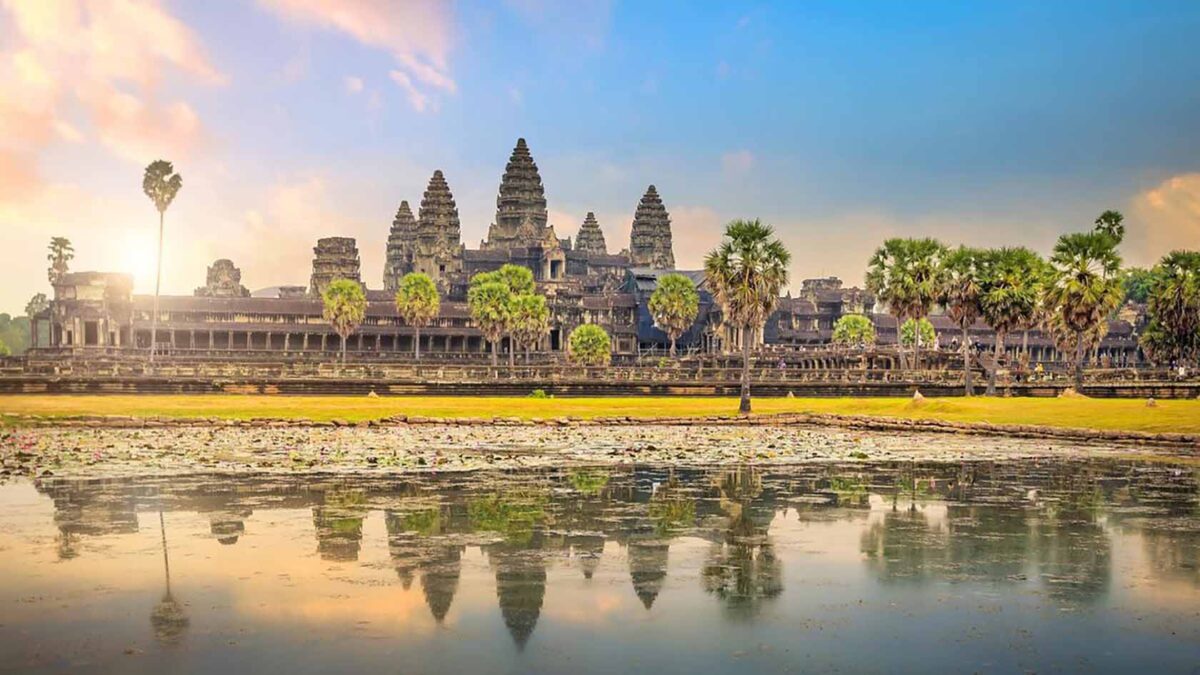 Angkor-Wat-Du-lich-Campuchia-Hatienvegasanh-suu-tam.jpg
